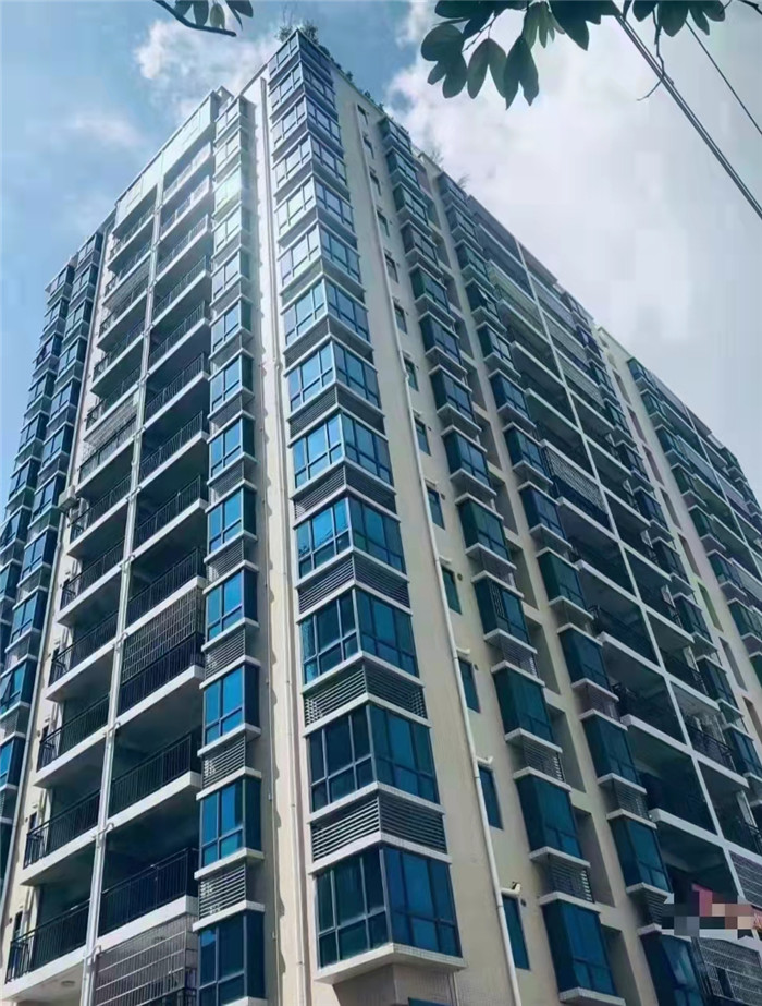 深圳北鳳崗中心區3大棟200套大型統建樓? 【臥龍華府】 帶地下停車場? 分期八年 5200元/m2(圖文)