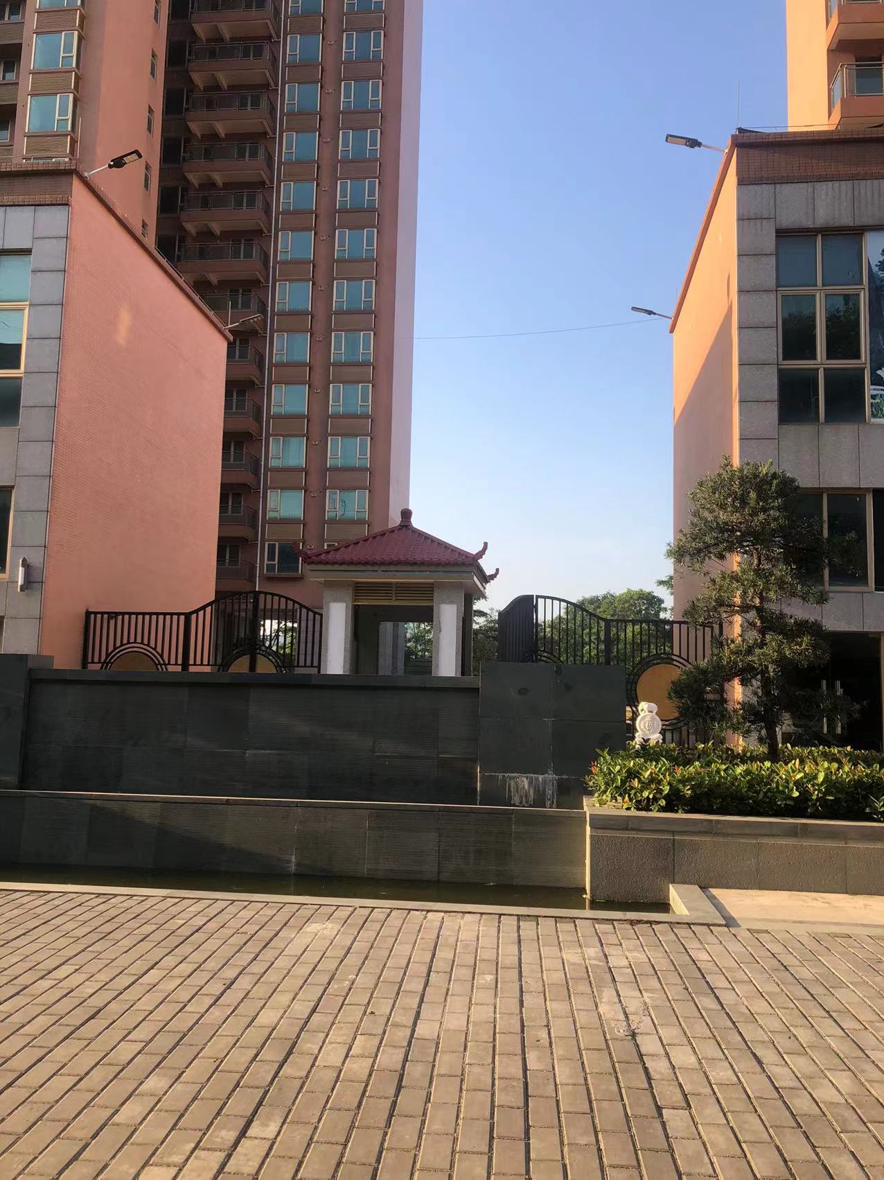 深圳坪山三棟村委統建樓《金沙花園》1:2車位，戶戶通管道天然氣 戶戶入戶花園 13900元/㎡(圖文)