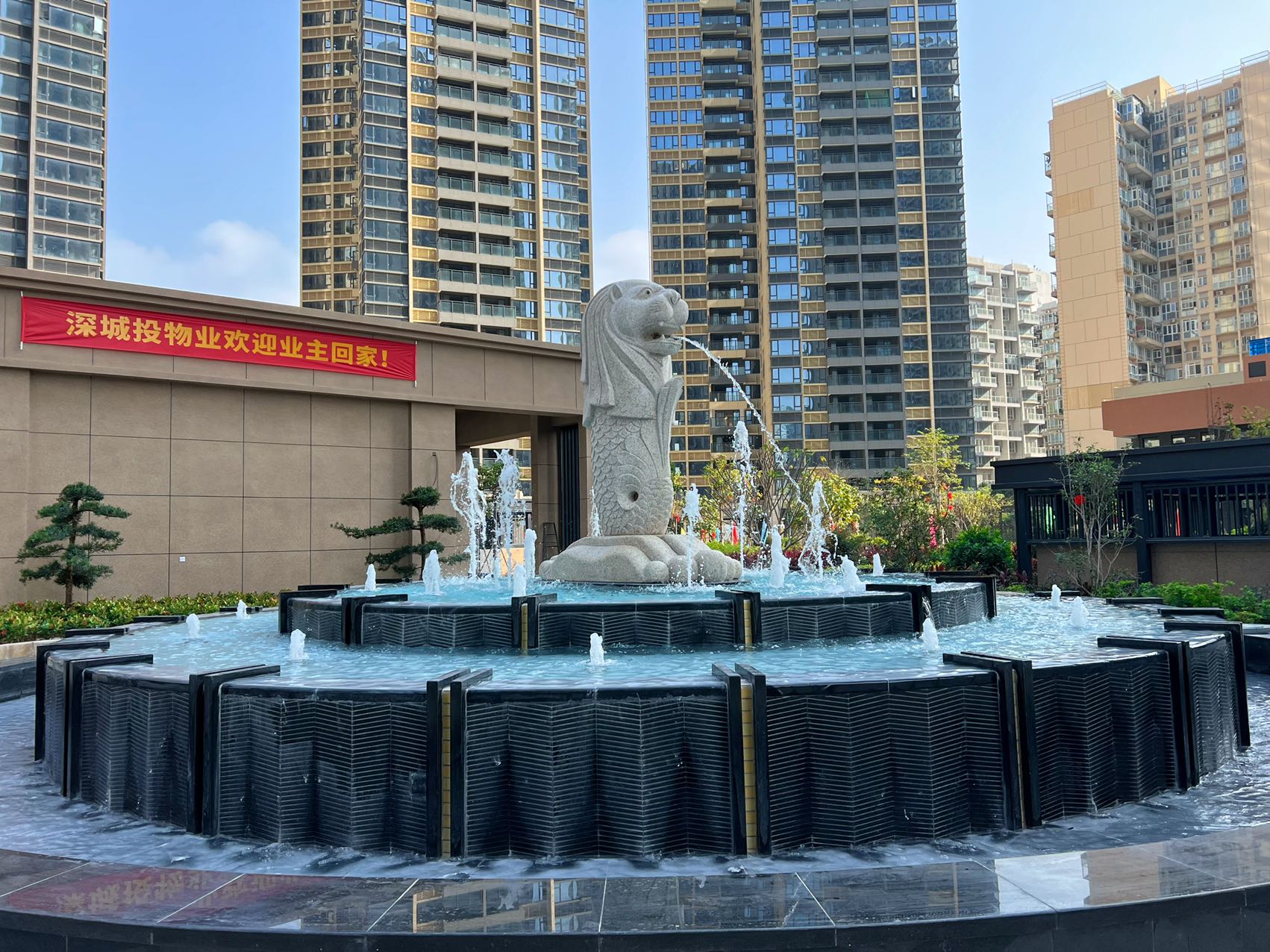 深圳龍華紅本樓盤【萬福花園】出售 10棟33層1600戶花園小區(qū) 70年產(chǎn)權(quán) 均價60000/㎡(圖文)