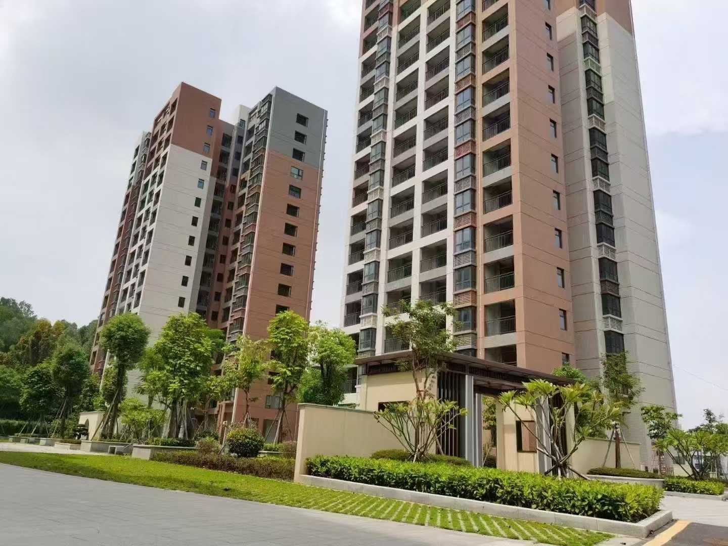 深圳龍華觀瀾【御品公園里】六棟封閉式花園小區 70年產權 單價16800/㎡起(圖文)